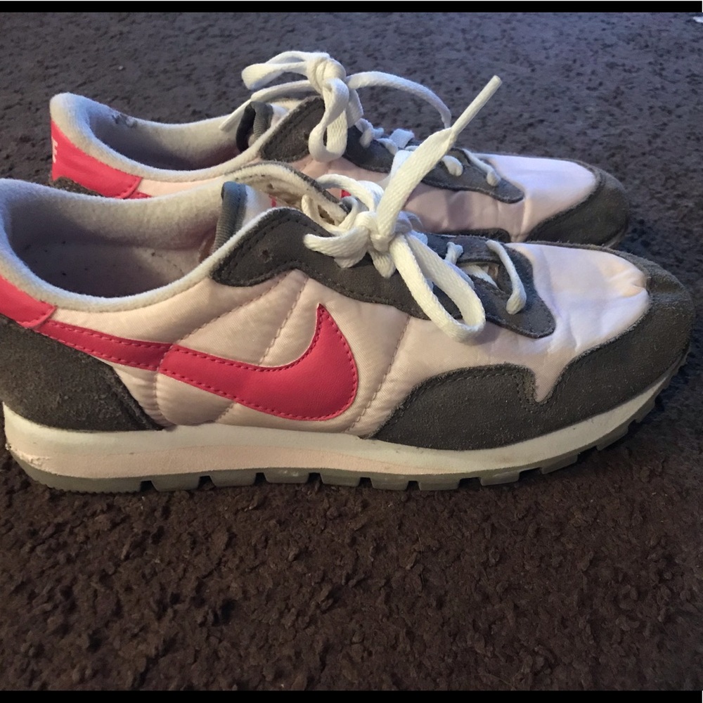 Nike women shoes